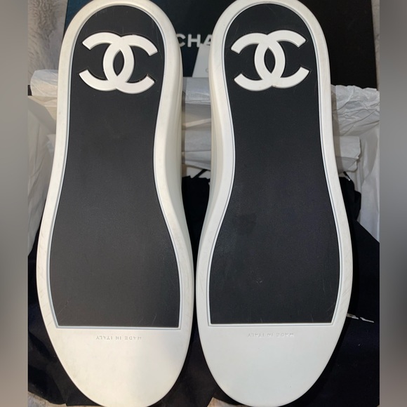 Chanel Classic Black & White Sneakers - Picture 5 of 8
